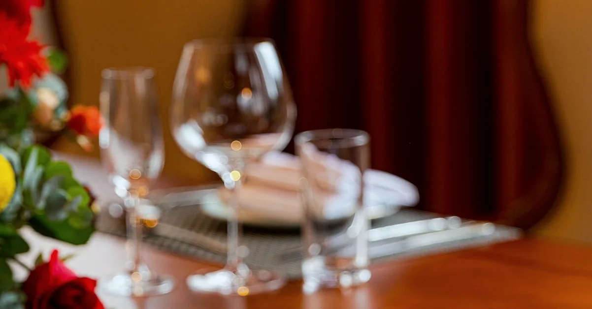 A table booking online is not a tasting reservation