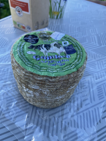 Fábrica y Venta de Quesos Gomber - Cheesemaker in Sopeña
