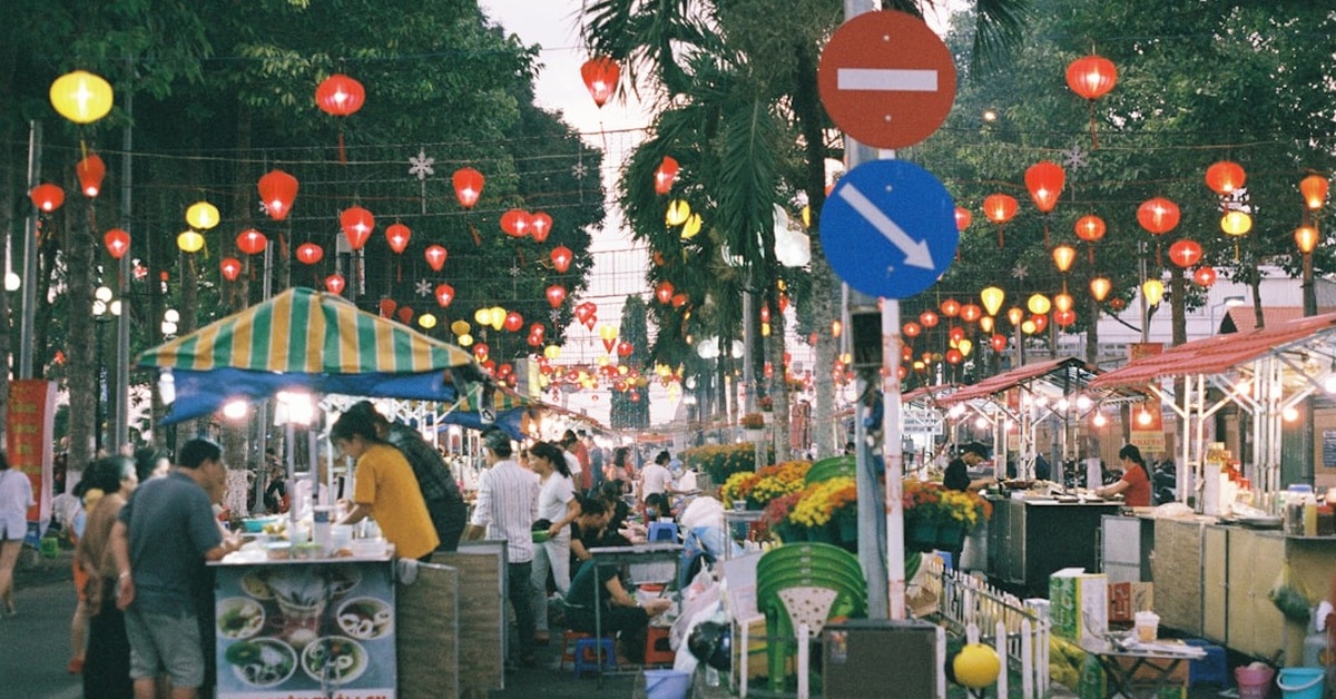 Plan Spain’s regional festivals and market stalls by season