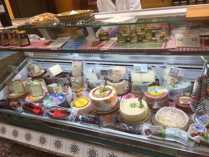 TIENDA DEL QUESO — Cheesemaker in Málaga